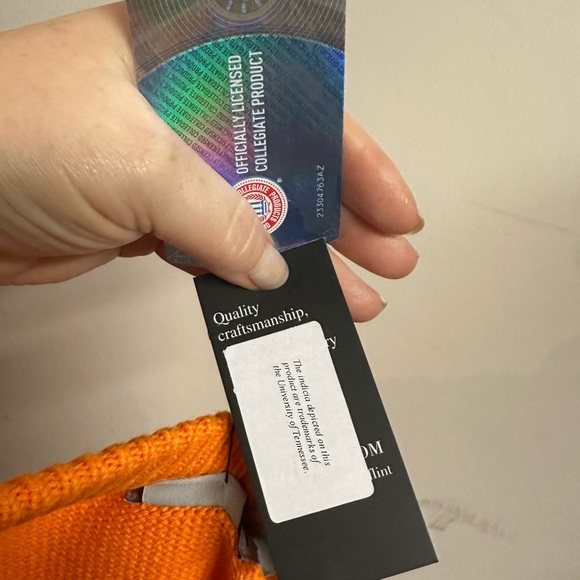 New with tags men’s Hill Flint extra large university of Tennessee sweater - Picture 3 of 3